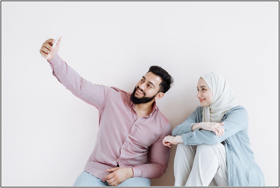 얼굴 확 살아나는 셀카 조명, 상황별 완벽 가이드