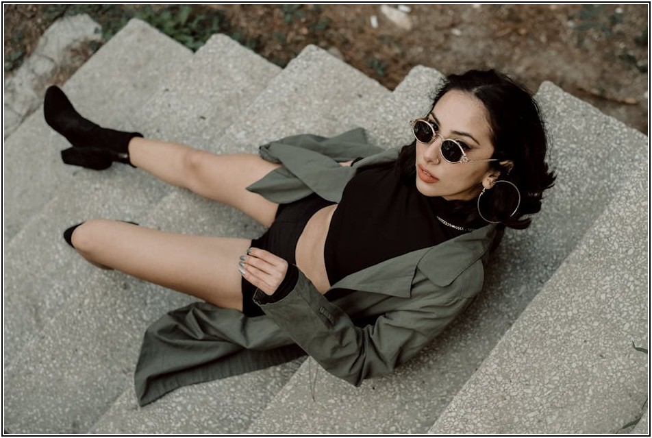 숨 막히는 섹시 의상, 소재별 완벽 분석 A to Z