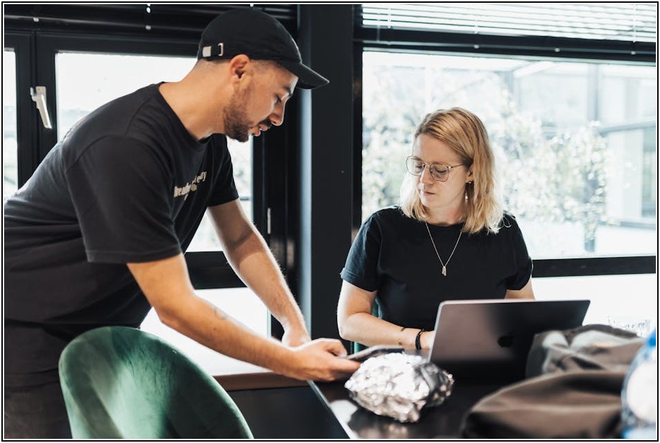 내 몸에 맞는 중고 의자 찾기, 브랜드별 비교 분석